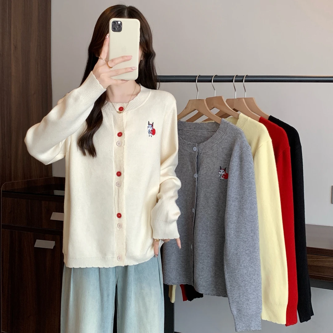 4284大码女装2025秋装新款宽松刺绣针织开衫上衣胖mm时尚毛衣外套