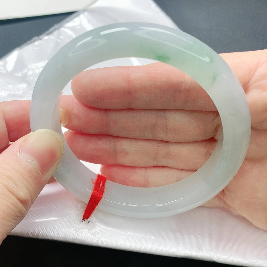 翡翠手镯未镶嵌缅甸天然A货翡翠