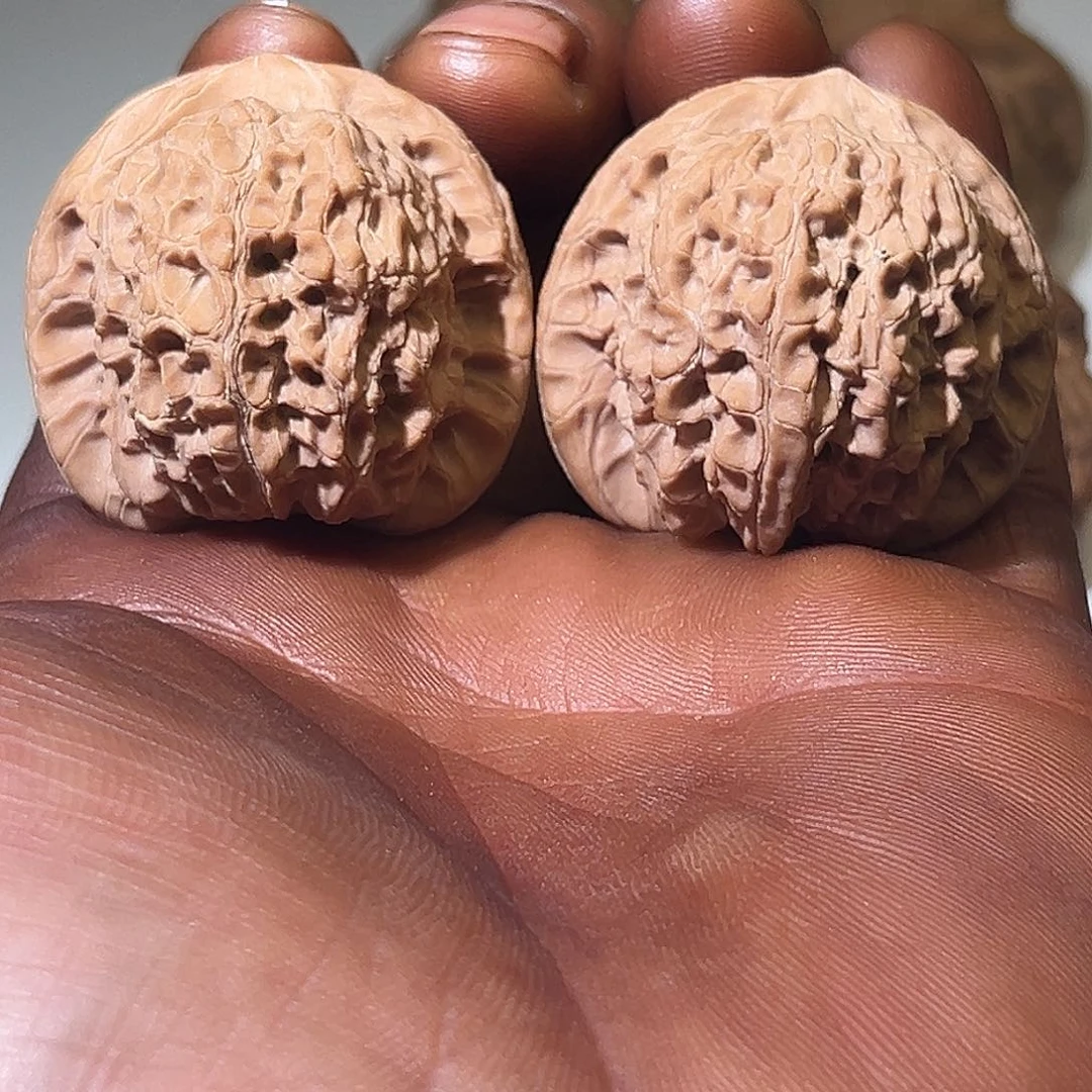 轩***脉把件文玩核桃文玩7