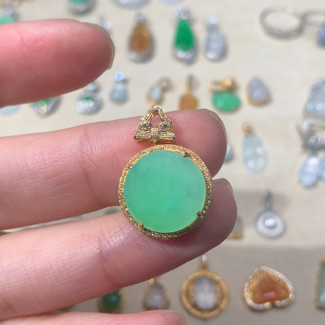 翡翠18K金镶嵌吊坠(不含链)