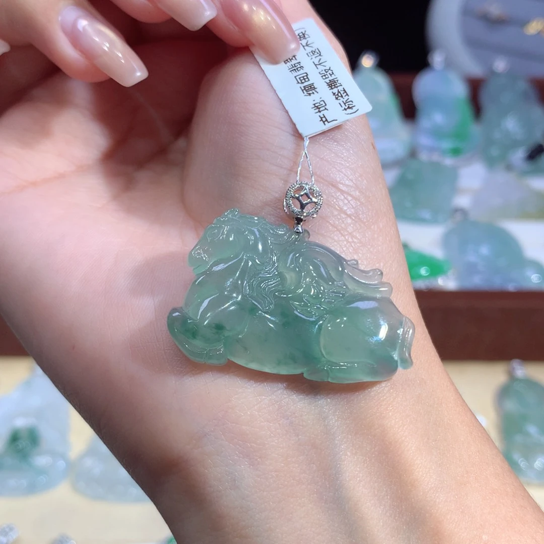 吊坠(不含链)18K金镶嵌翡翠