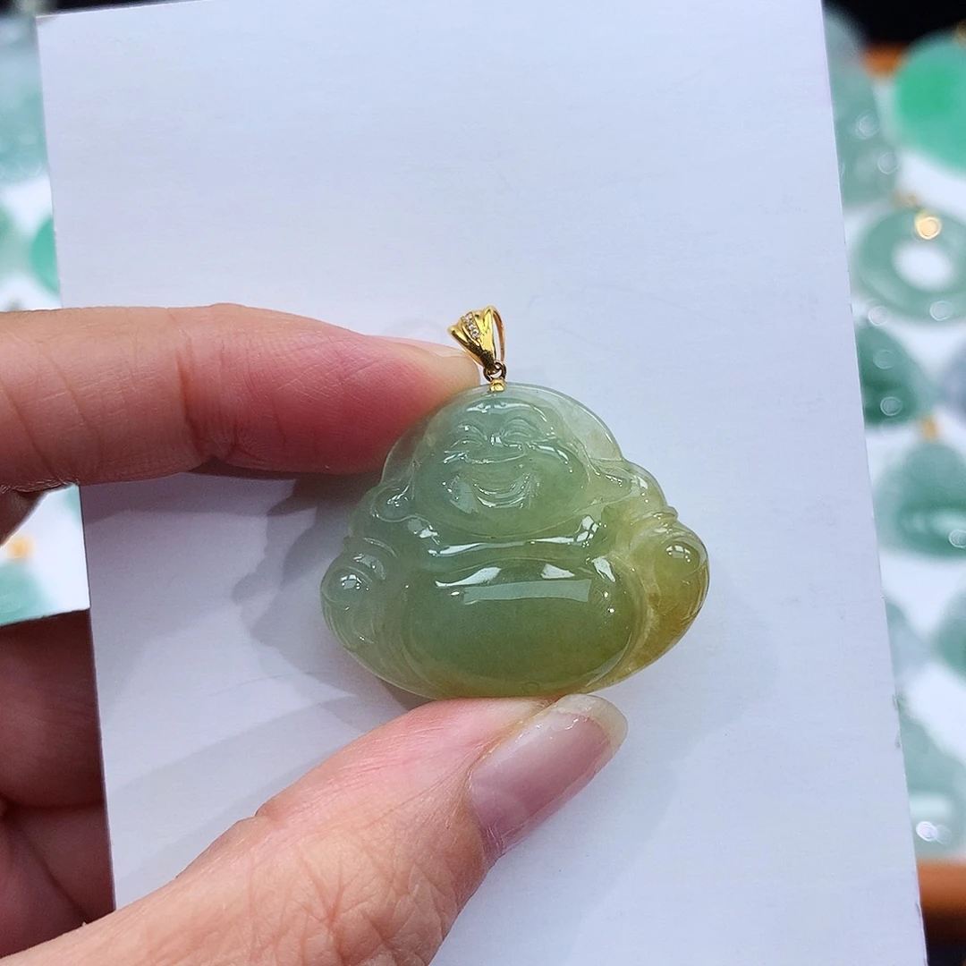 翡翠18K金镶嵌颈饰翡翠吊坠