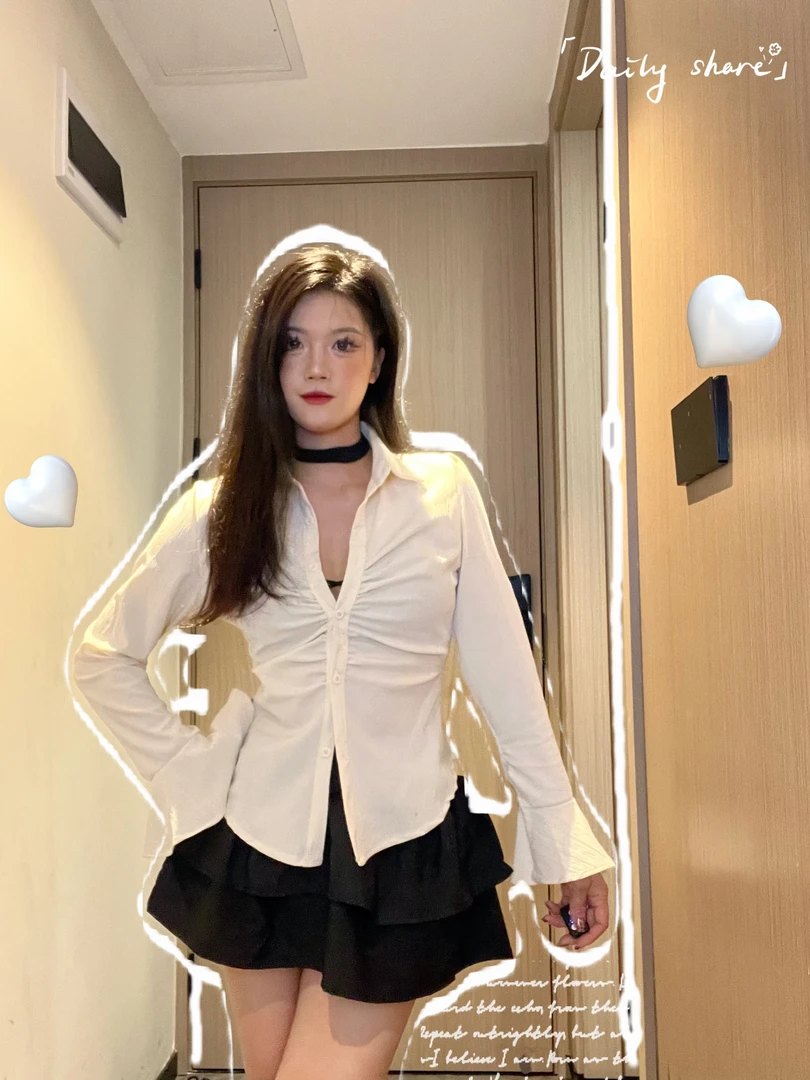 杏色衬衫＋黑色短裙专属链接