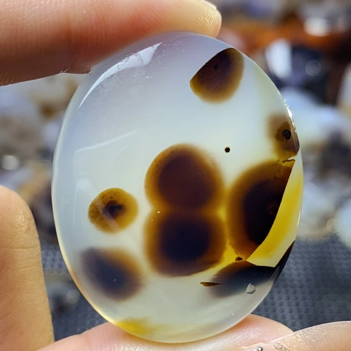 玛瑙/玉髓未镶嵌珠宝半成品