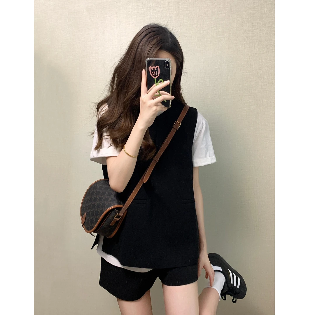 2025夏季新款韩系气质简约黑色休闲马甲白色短袖t恤短裤三件套女