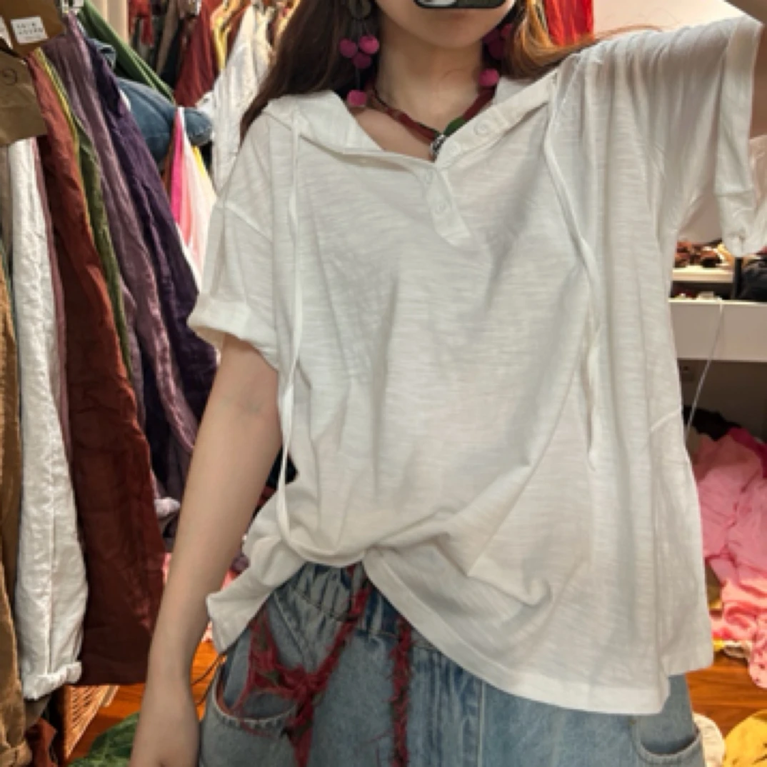 妞妞 新款纽扣连帽短袖宽松显瘦百搭小衫