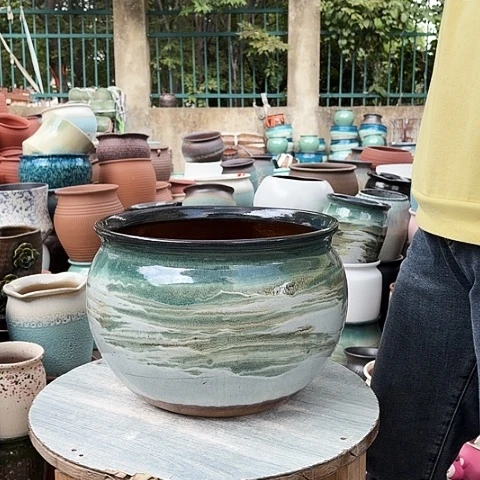 口32高24瑕疵一个盆子。