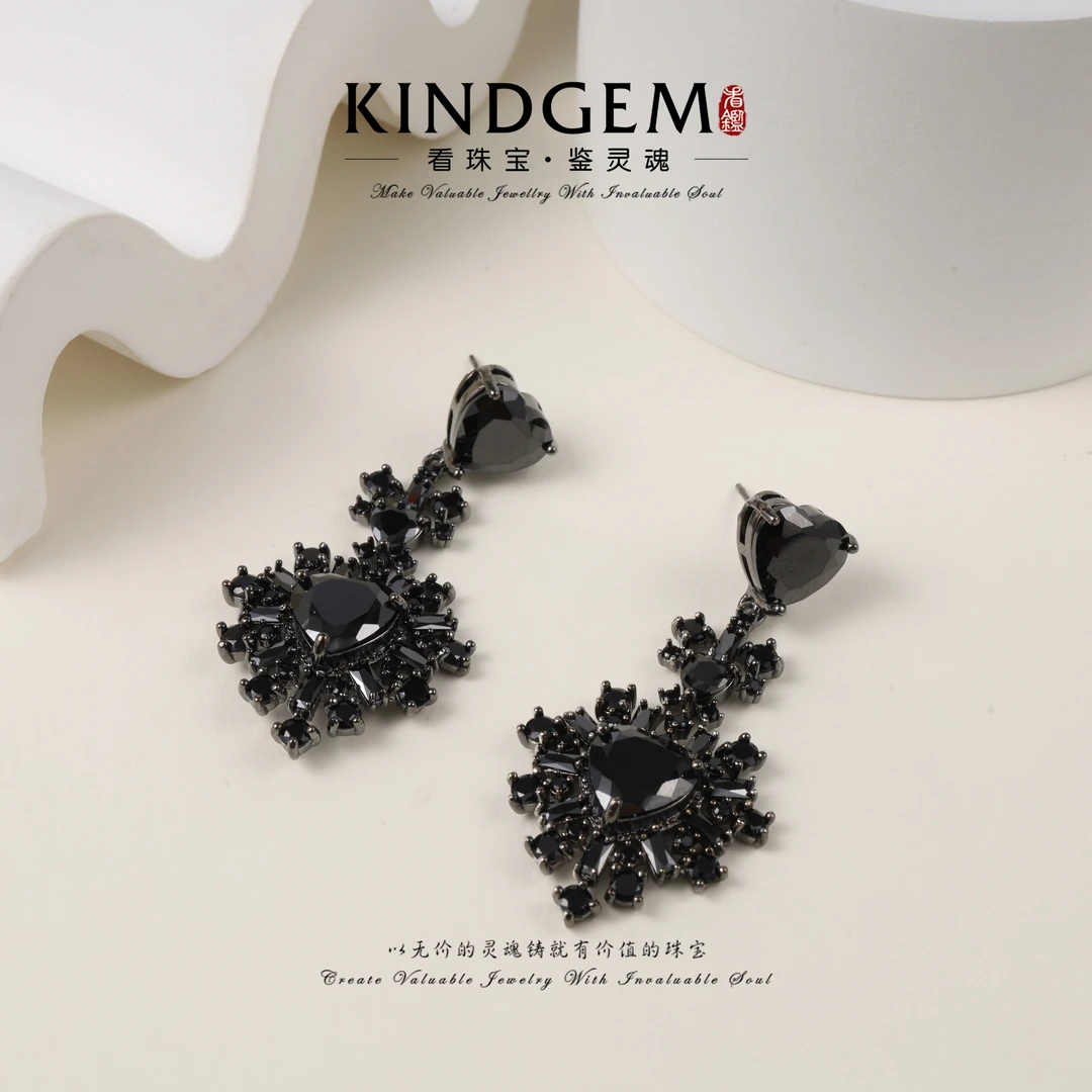 铜合金锆石耳饰 设计款耳饰：伦敦1665Lodon1665典雅夸张 C-36806