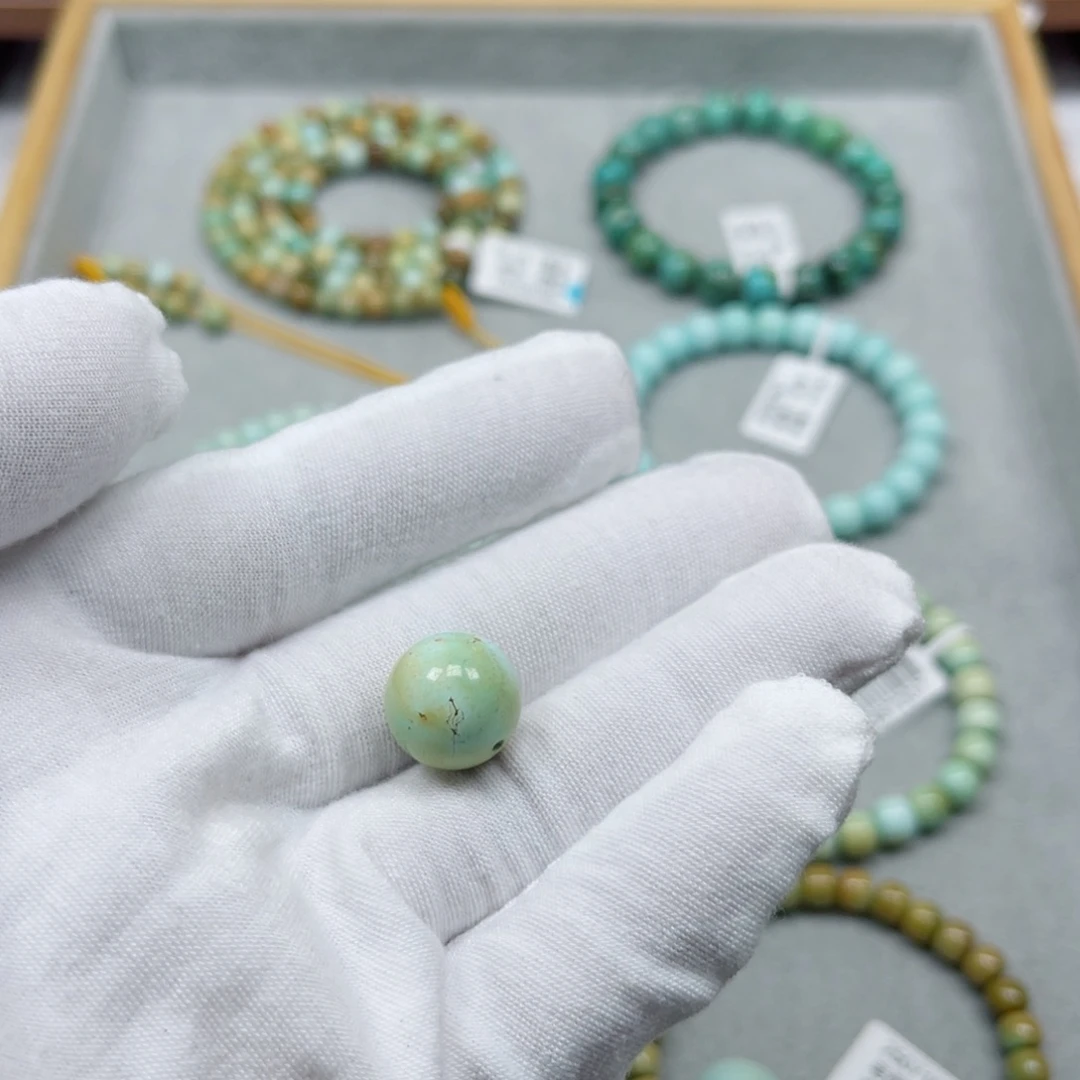 绿松石未镶嵌挂件