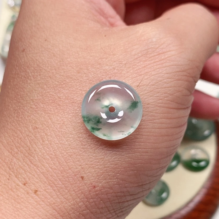 【闪购商品】翡翠未镶嵌吊坠(不含链)