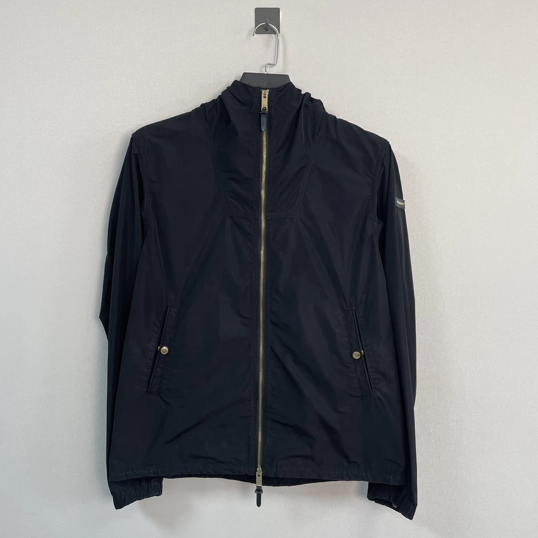 99新 BURBERRY/博柏利 尼龙标语冲锋衣/L码/价12000