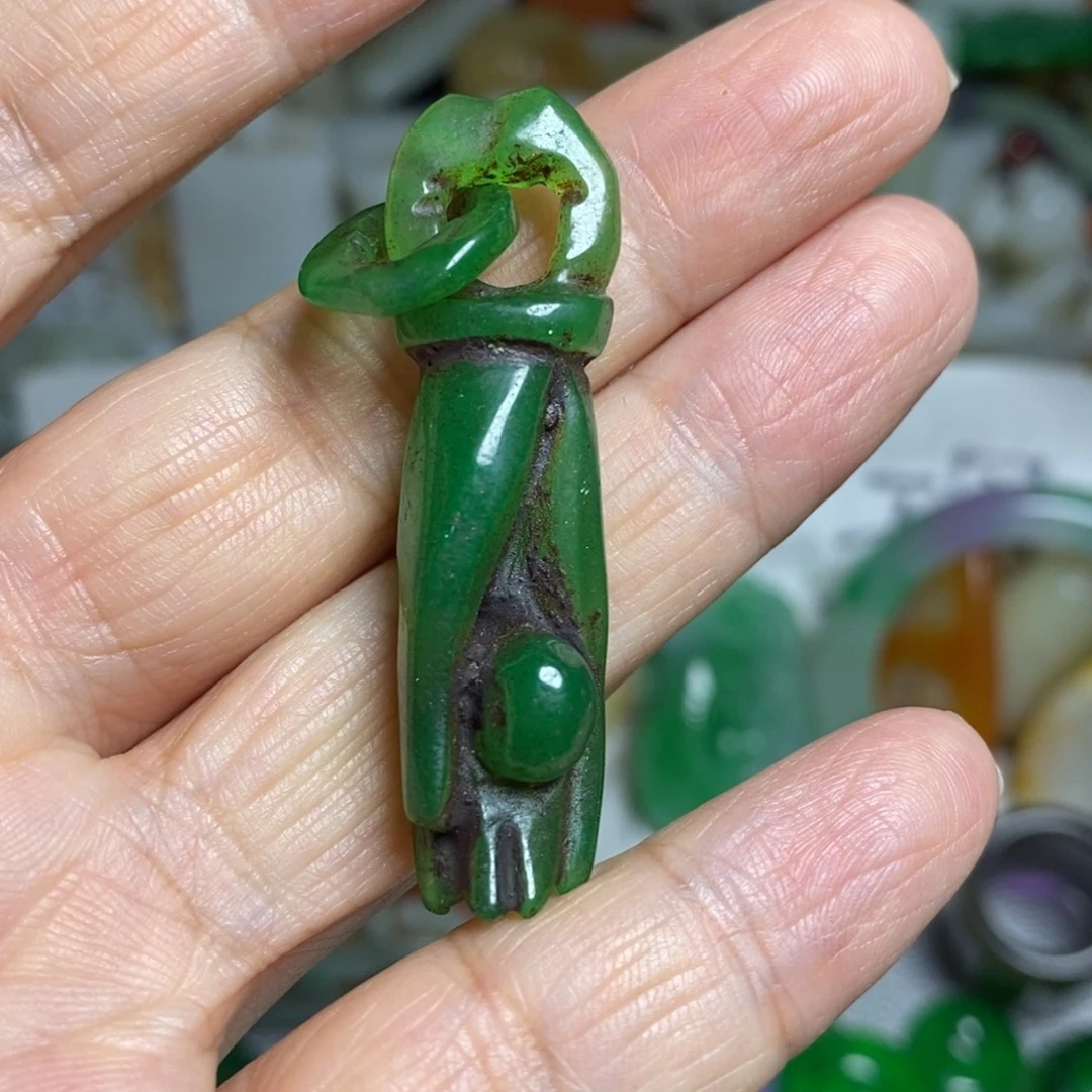 和田玉（糖玉）未镶嵌颈饰