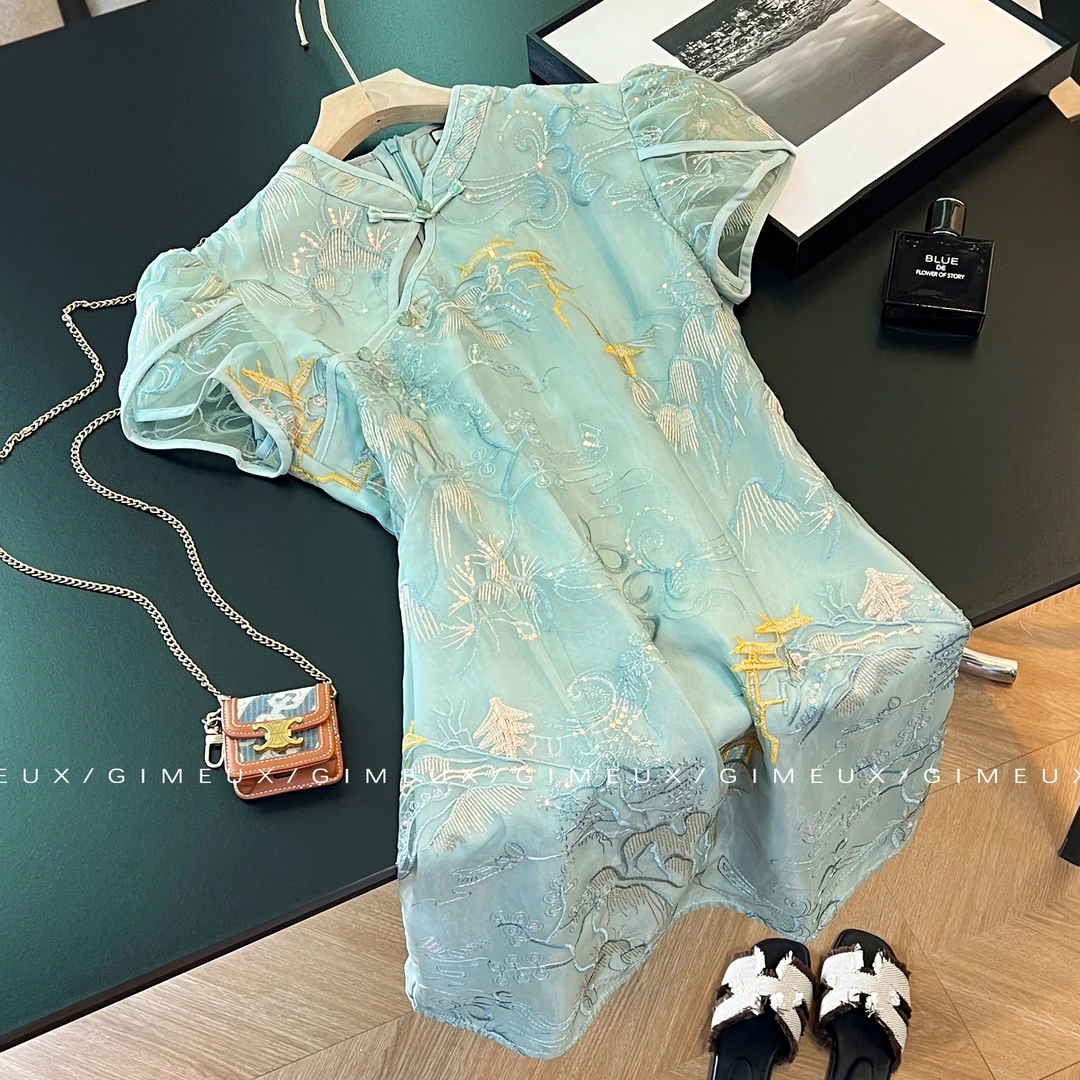 轻国风中式改良旗袍连衣裙女夏2025新款高级感盘扣立领刺绣短裙子