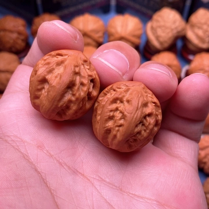 文玩核桃把件小霸王龙