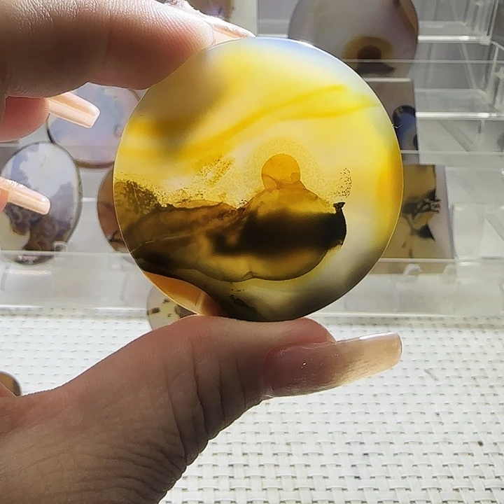 玛瑙/玉髓未镶嵌珠宝奇石