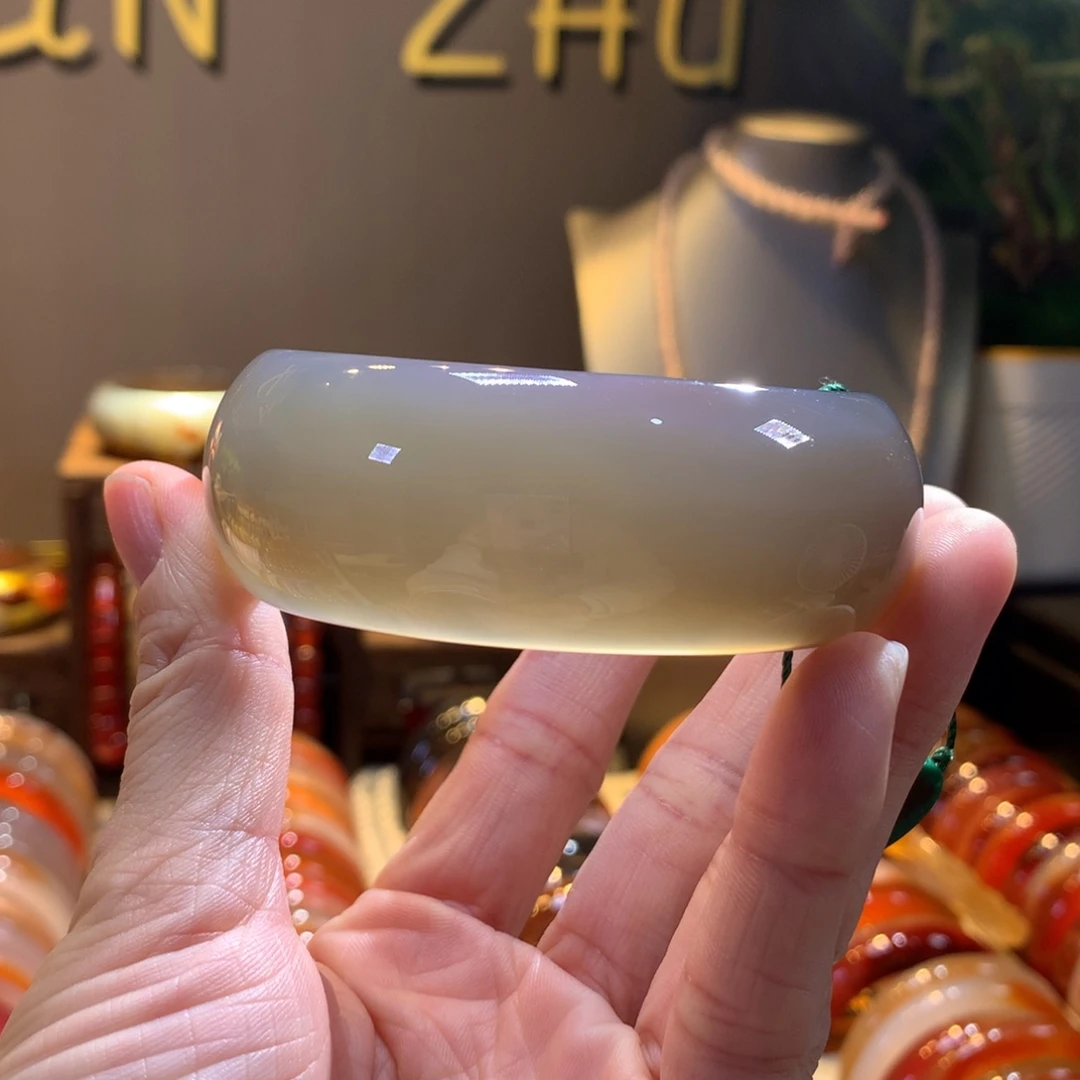 玛瑙/玉髓未镶嵌手镯39号