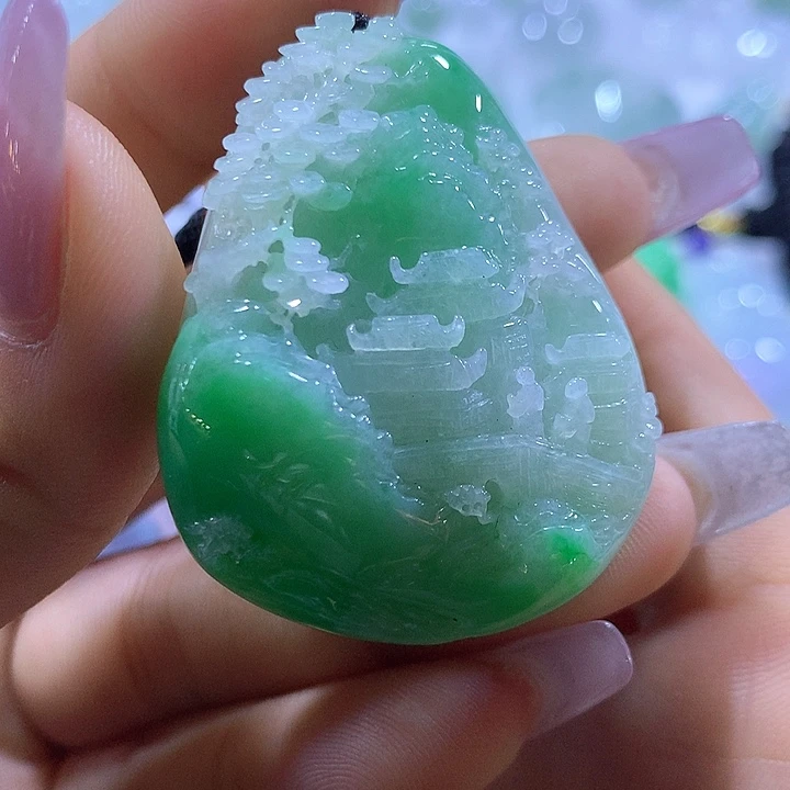 翡翠未镶嵌颈饰天然翡翠A货吊坠