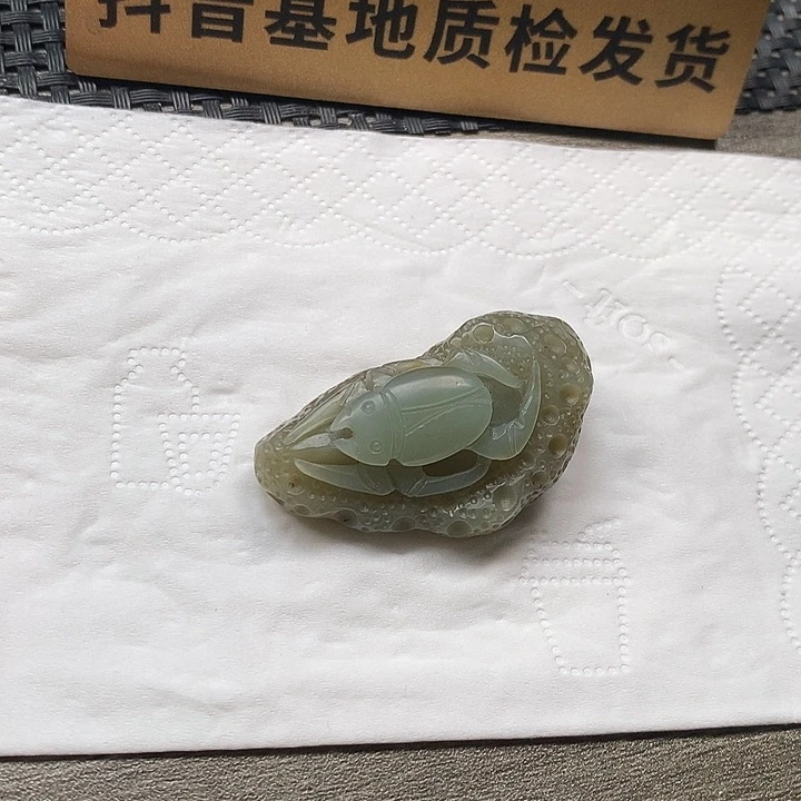 颈饰未镶嵌和田玉富甲天下