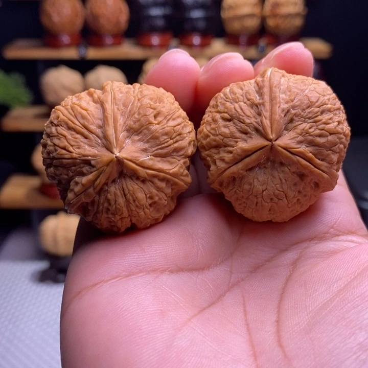 木质类云铁金山湖三棱9号
