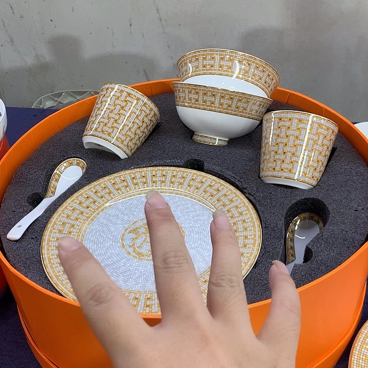 瓷片全套资料齐全有没有