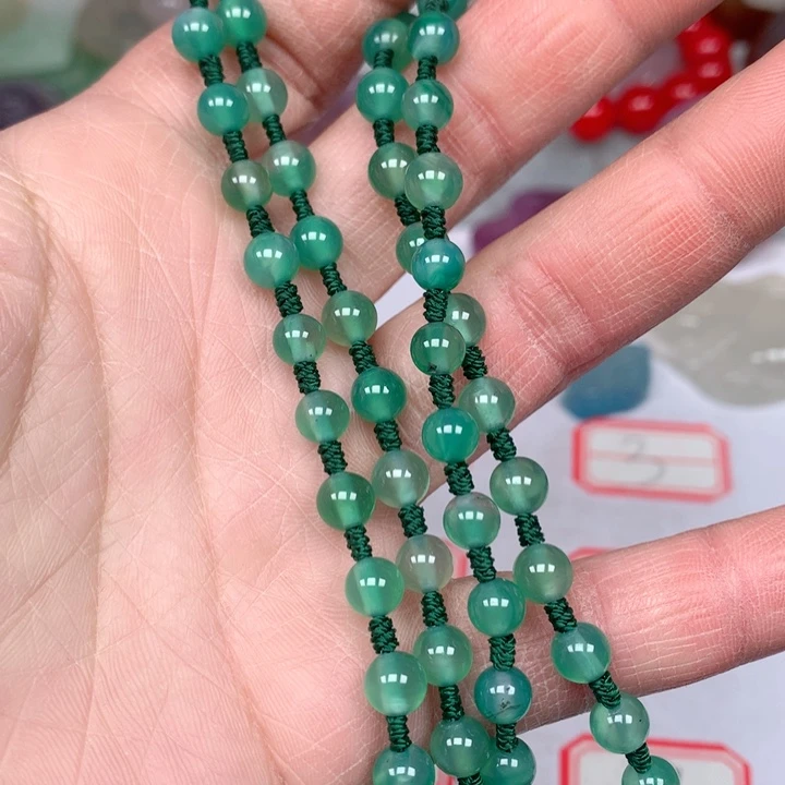 玛瑙/玉髓颈饰未镶嵌玉*蓉