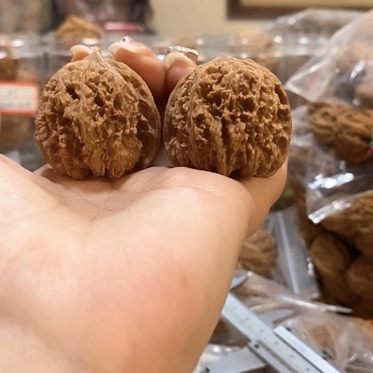 文玩核桃吊坠36边137狮子头