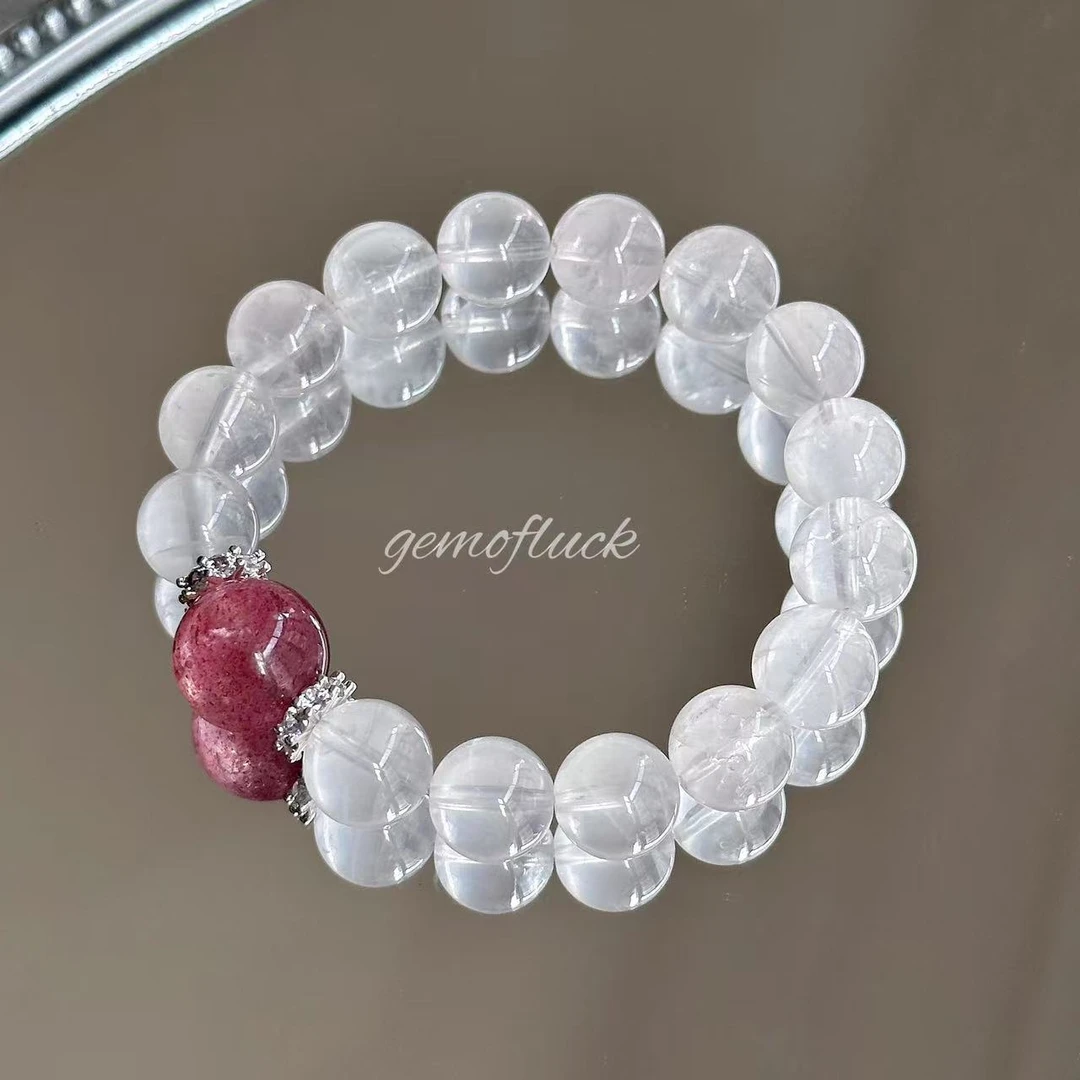xy332-草莓晶星光莫粉天然水晶手串