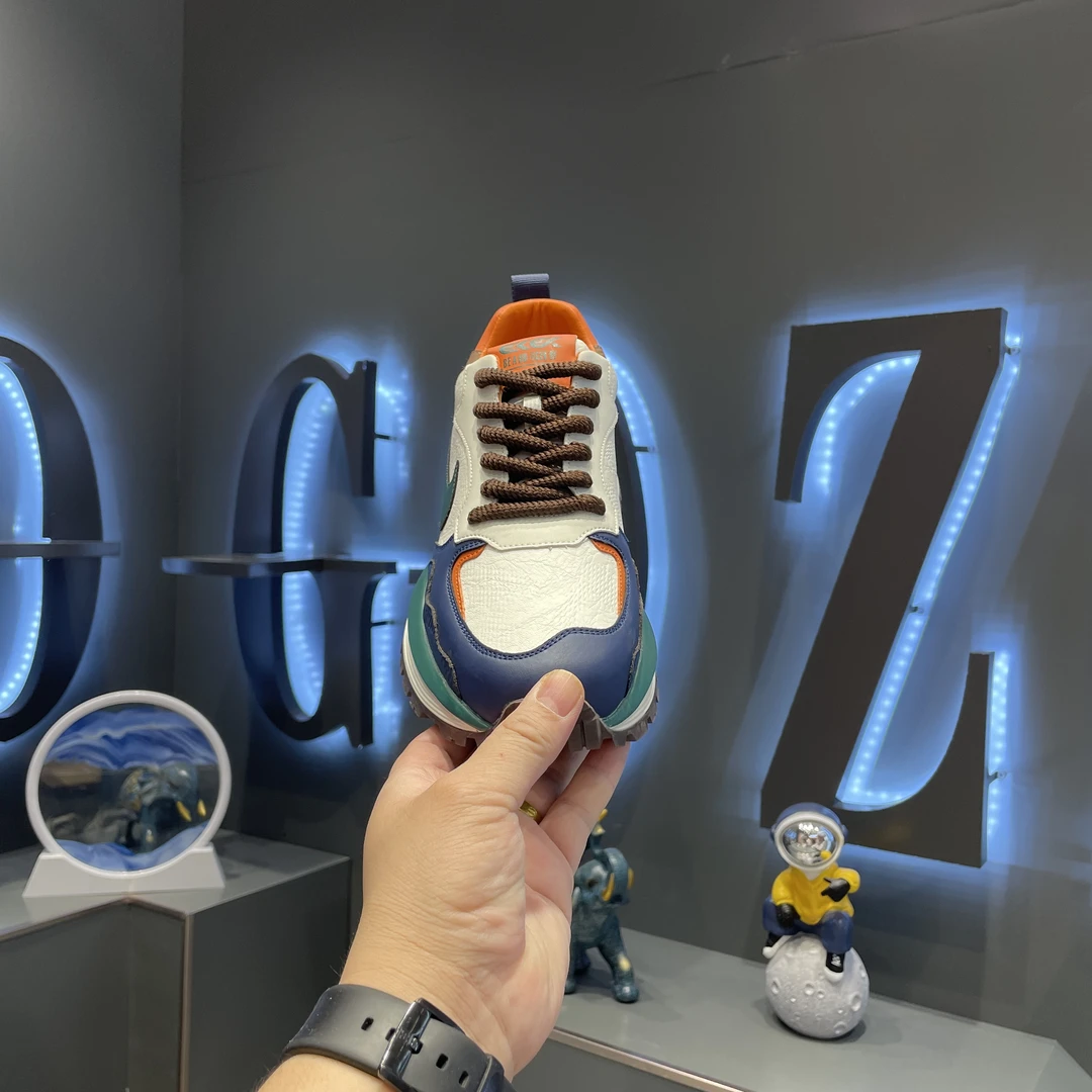 2025早春新款低帮厚底增高时尚休闲鞋经典个性户外时尚休闲鞋