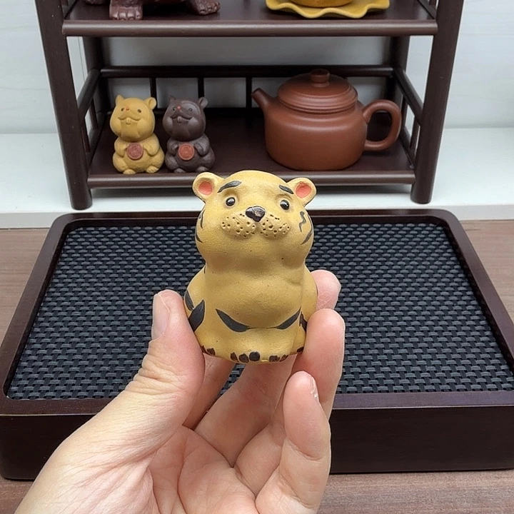 茶案段泥老虎茶宠