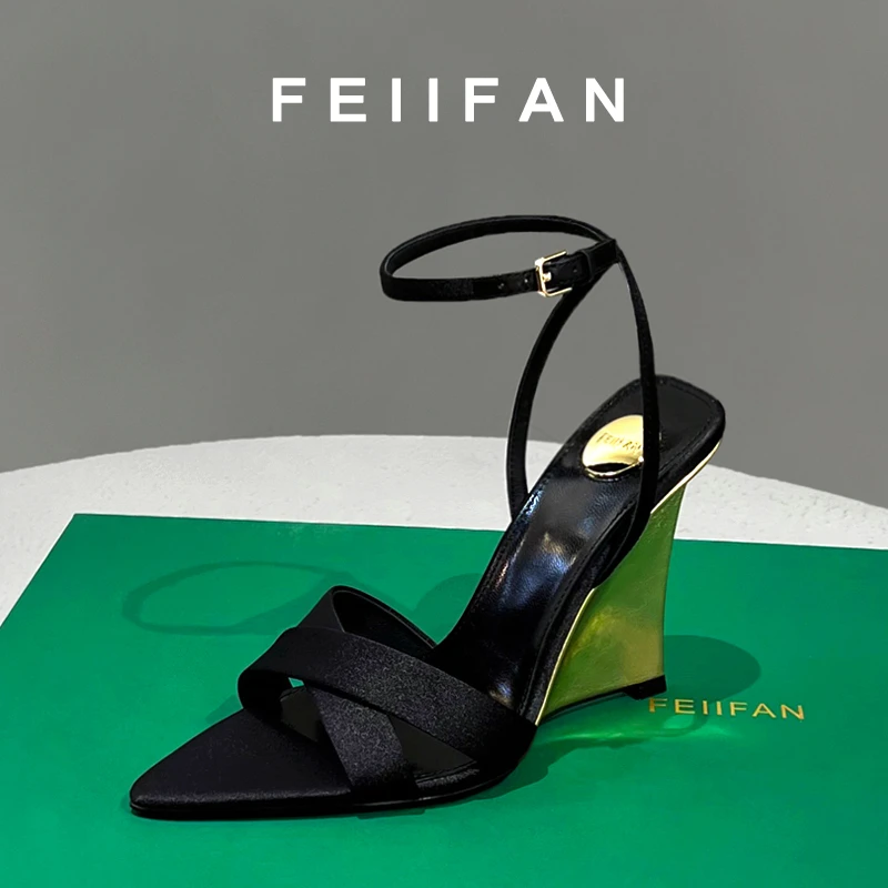 【现货】一字带凉鞋女2025夏季新款坡跟外穿气质绝美法式高跟鞋3925