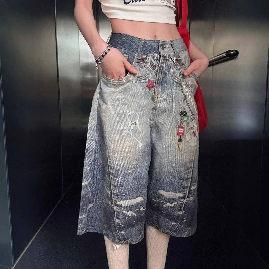 林姿十三行夏季小众设计感潮流喷画链条小熊七分牛仔裤 C0295