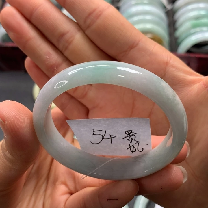 未镶嵌手镯翡翠心**蓉手镯