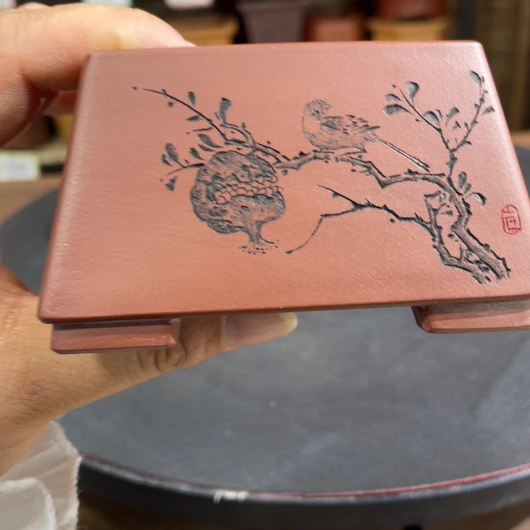 紫砂花盆紫砂花盆在这里
