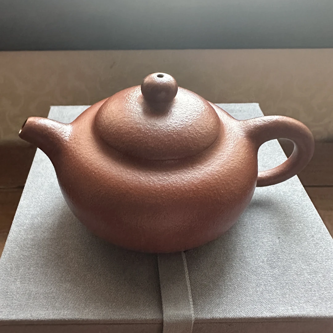 张泉林老师全手工朱泥原矿紫砂壶