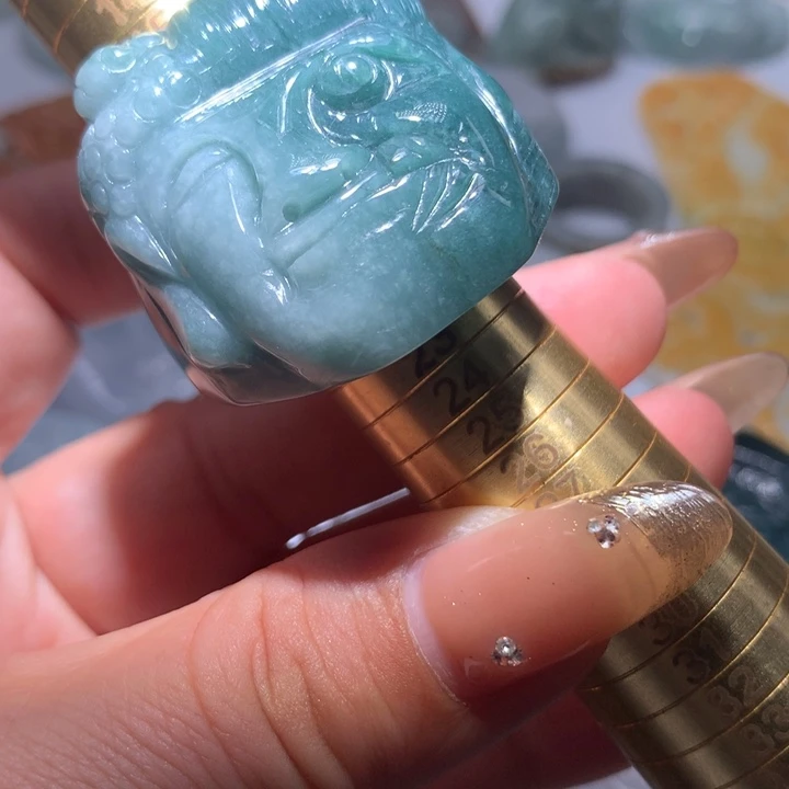 翡翠未镶嵌颈饰保真天然A货翡翠