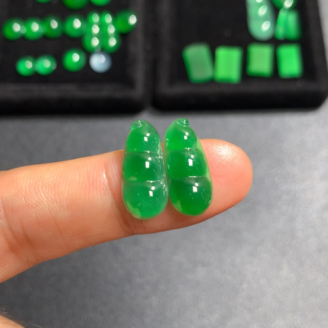 翡翠散珠瓜**财裸石豆子