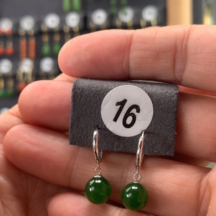 和田玉耳饰18K金镶嵌