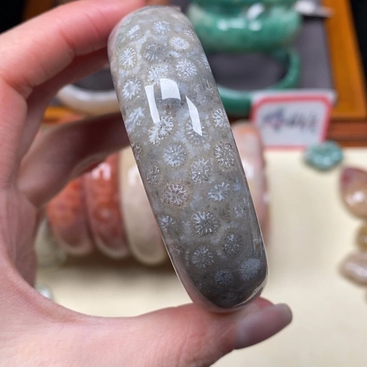 硅化珊瑚（珊瑚玉）手镯未镶嵌56.2