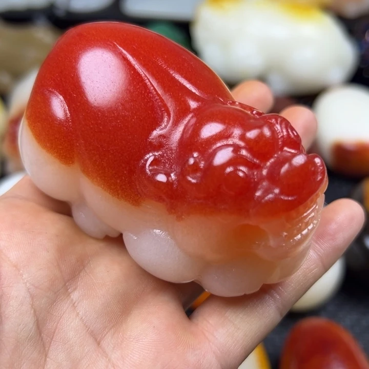 新疆戈壁五彩石金丝