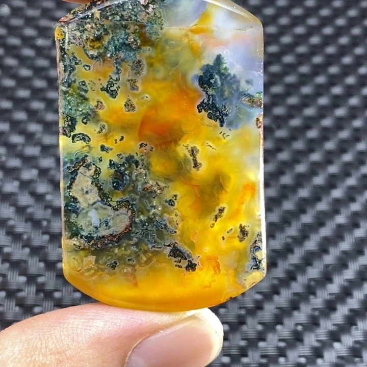 玛瑙/玉髓颈饰未镶嵌清*