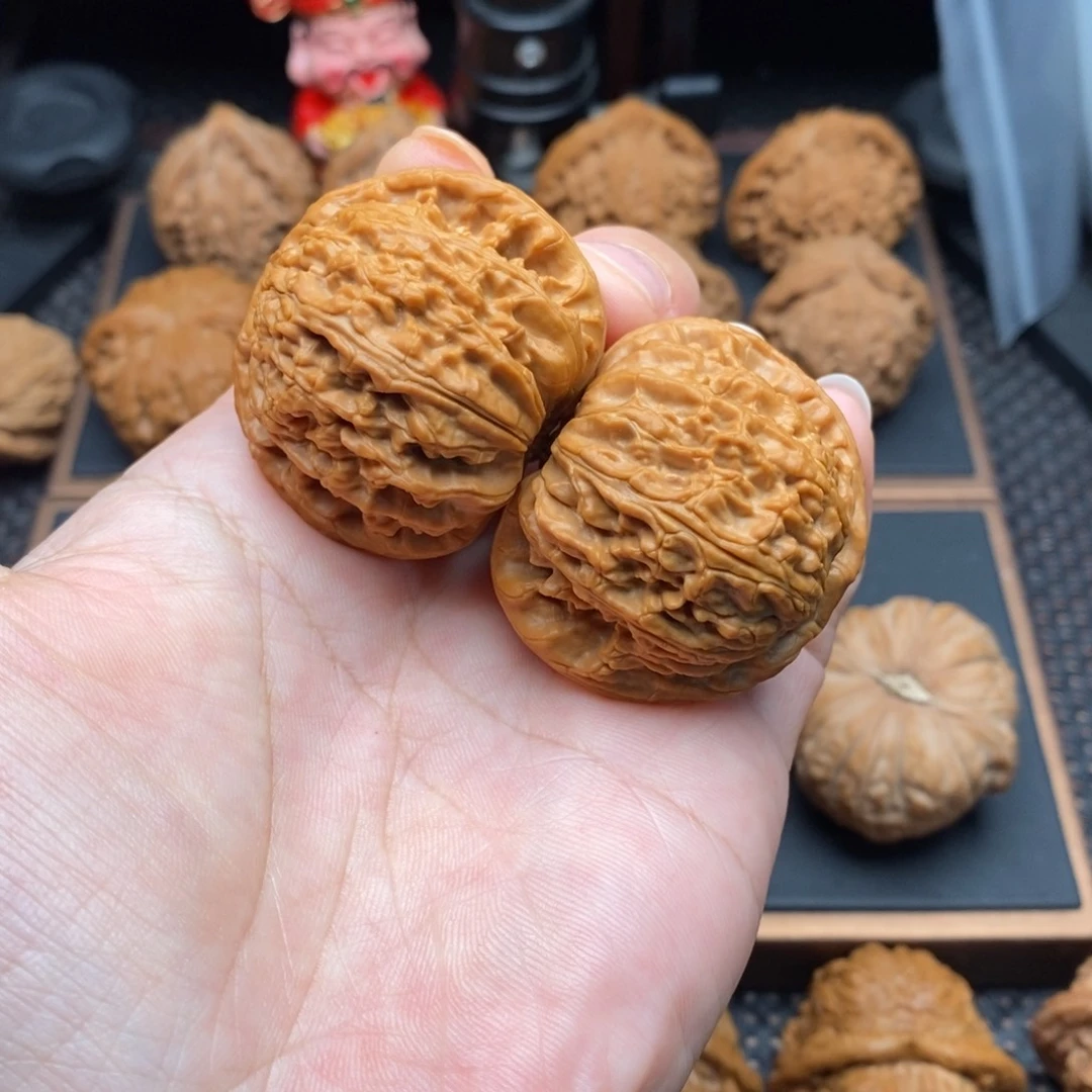 把件文玩核桃特价白狮子42尺