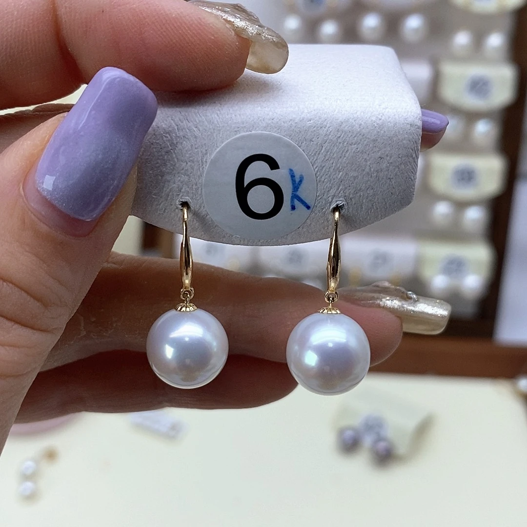 18K金镶嵌淡水珍珠耳饰