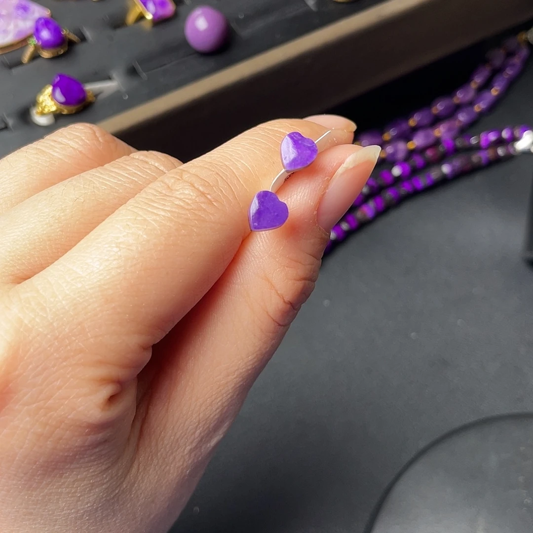 苏纪石（舒俱来）银S925镶嵌耳钉