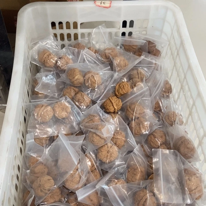 吊坠文玩核桃蛤蟆瑕疵