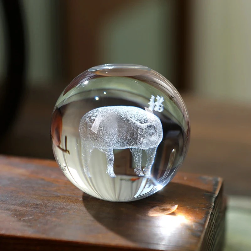 《猪》十二生肖水晶盖置