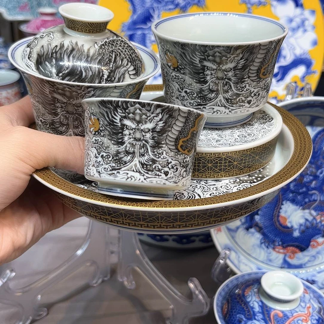 景德镇陶瓷艺术品