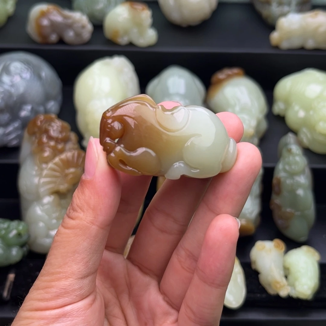 和田玉未镶嵌挂件