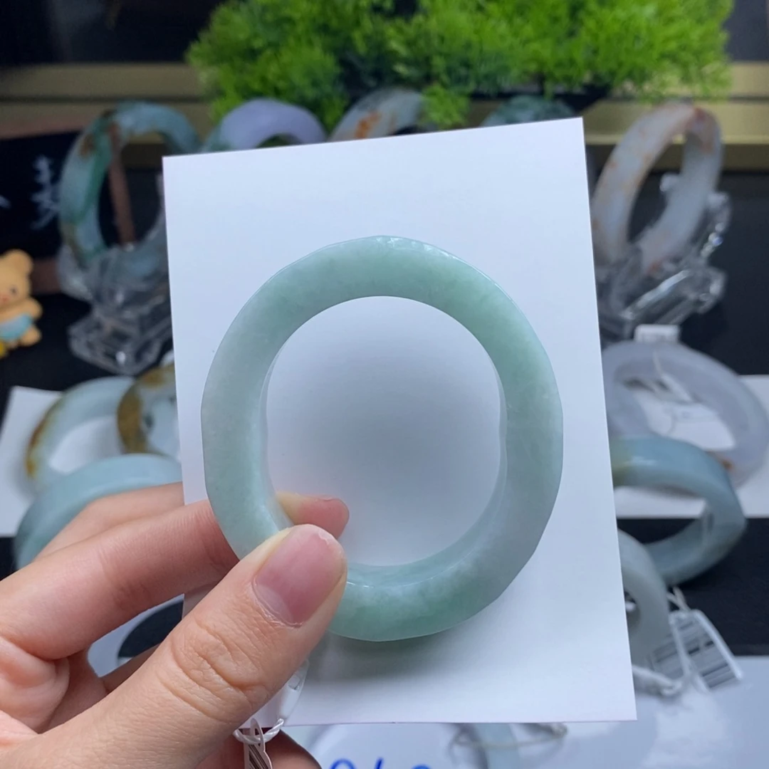 未镶嵌手镯定制翡翠ℳ****基地质检发货
