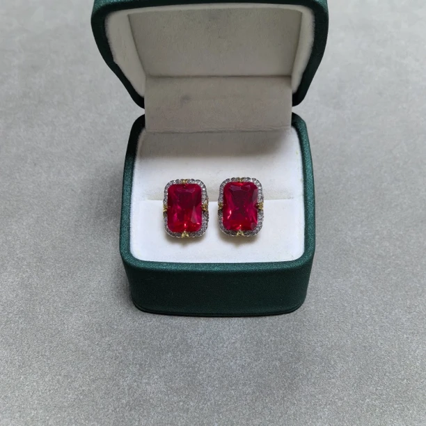 【经典永恒  光芒四射】耳饰 GDJ3532