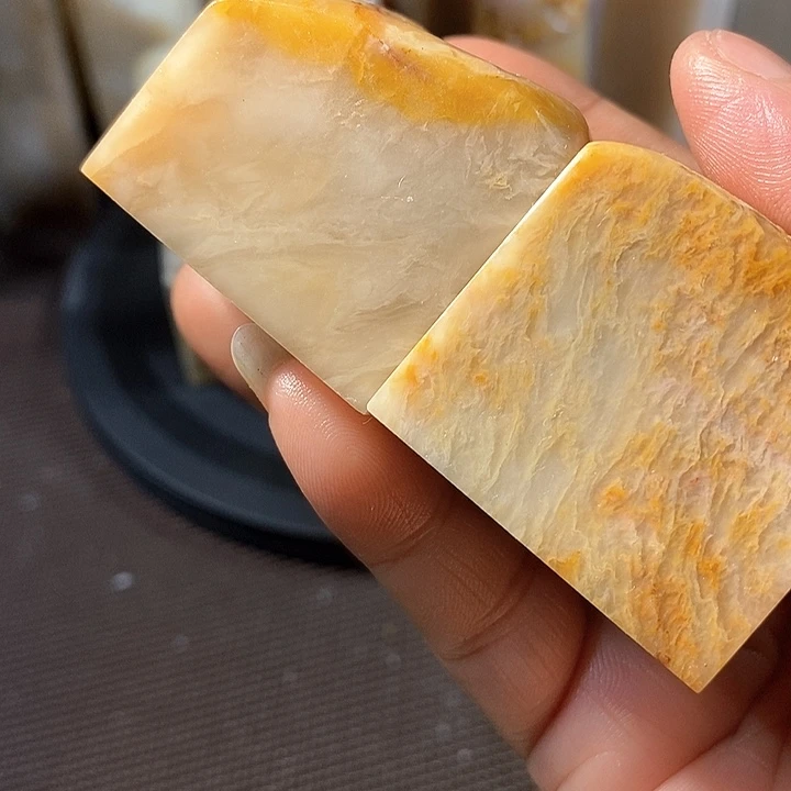 巴林石印石罕巴林石雕刻艺术品
